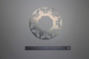 異形状孔モーターコア（φ110×0.2mm）